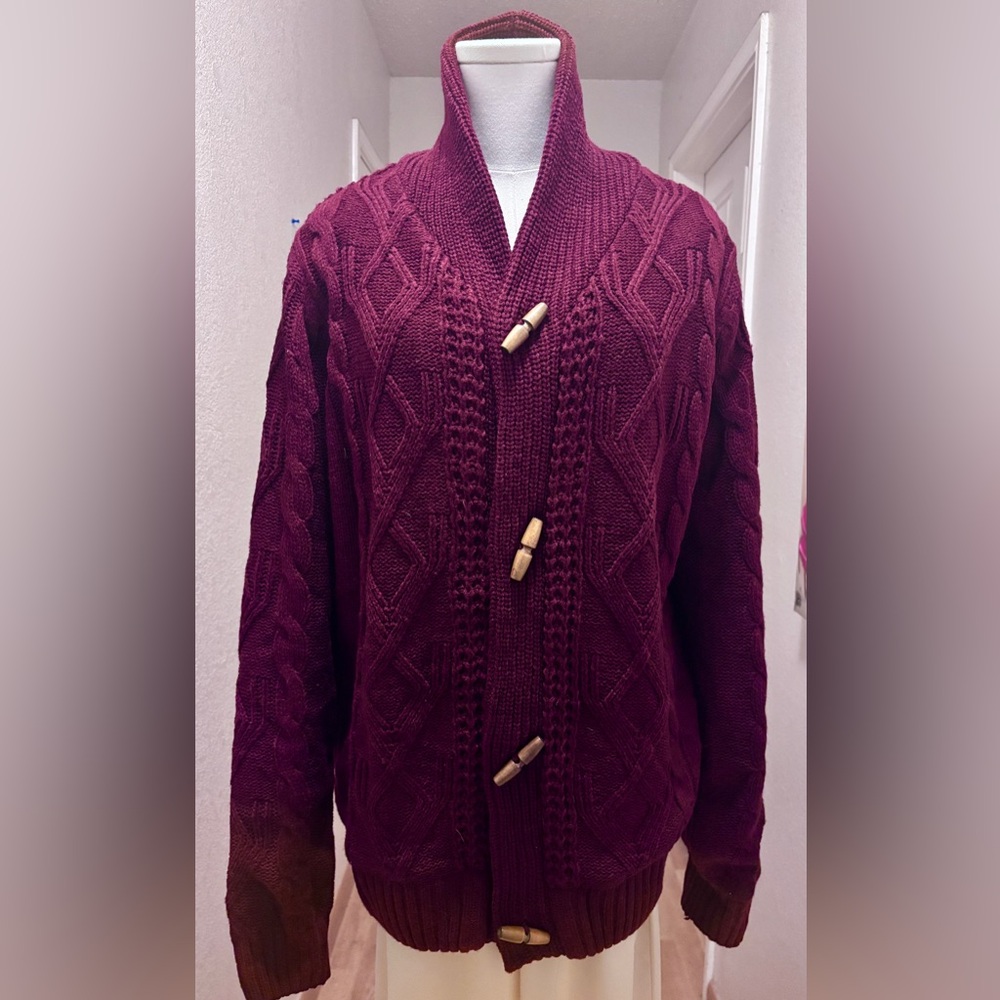 Vintage Maroon cable knit sweater jacket with navy fleece lining sz L